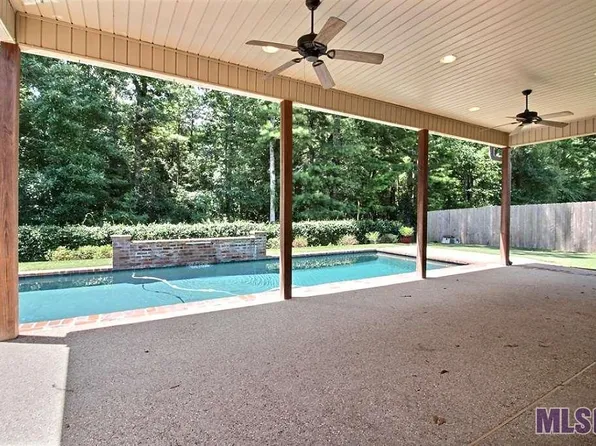 13348 Williamsburg Dr, Walker, LA 70785