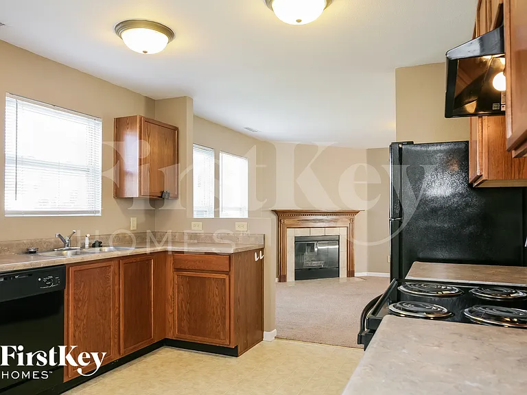 8324 Burket Way — Photo 7