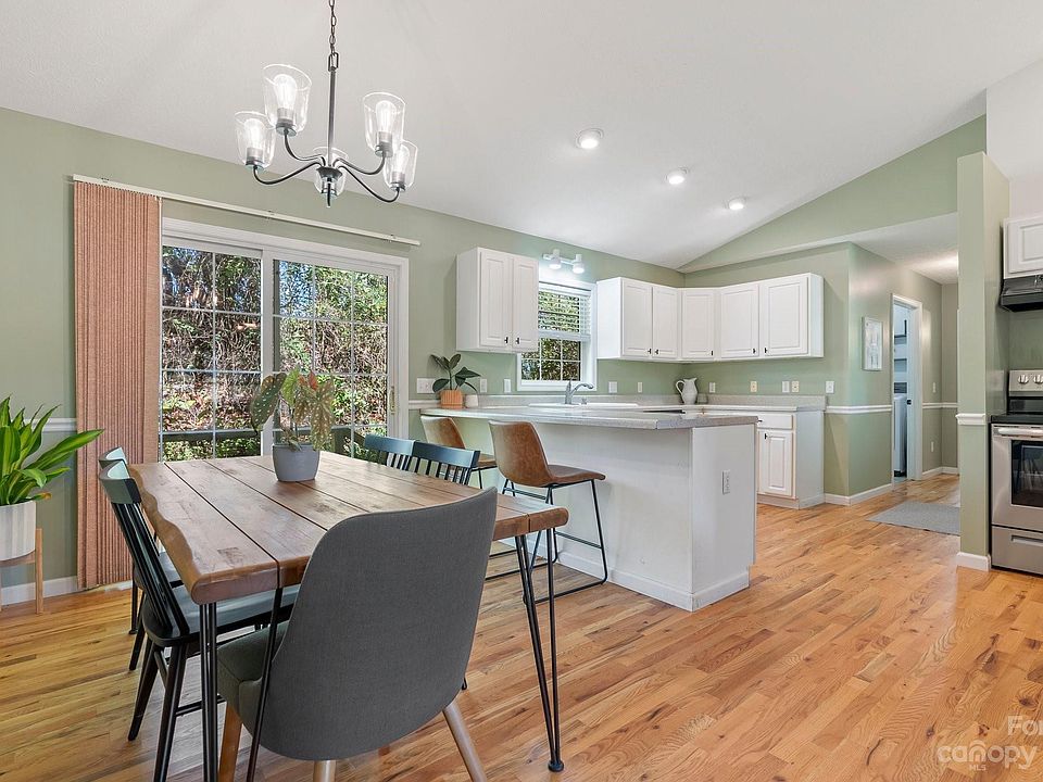 96 Mauney Cove Rd, Waynesville, NC 28786 Zillow