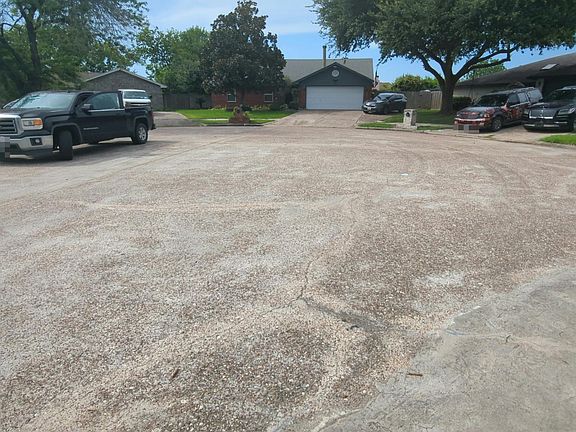 4th image of 1514 Willersley Ln