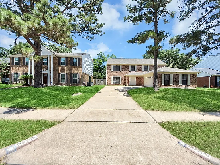 16006 Autumn Falls Ln — Photo 47