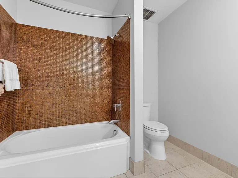 4100 Forest Park Ave #427 — Photo 15