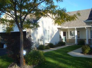7325 Brittany Ln, Inver Grove Heights, MN 55076