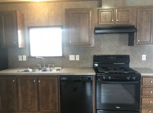 4124 Riverview Cir, Mount Clemens, MI 48043