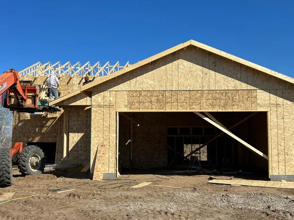 23699 Lily St NW, Saint Francis, MN 55070