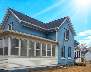 1335 Farnam Street, La Crosse, WI, 54601