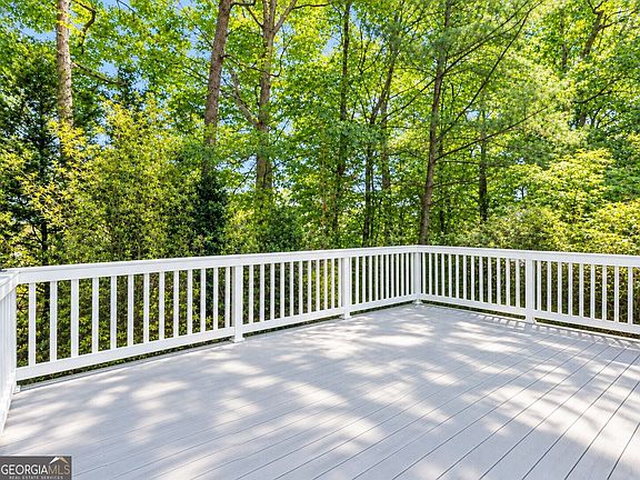 3rd image of 5075 Harbour Ridge Dr