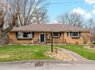 750 Sara Dr, Washington, PA
