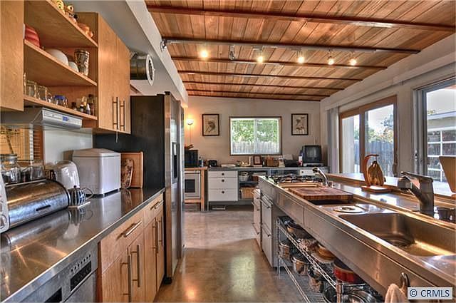 1st image of 1592 San Bernardino Pl
