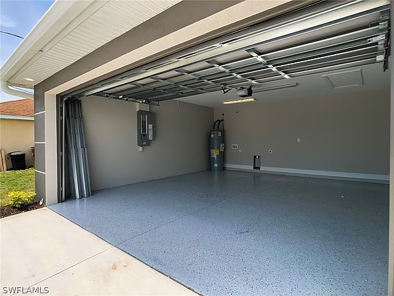 2nd image of 1232 NE 7th Place Cpe