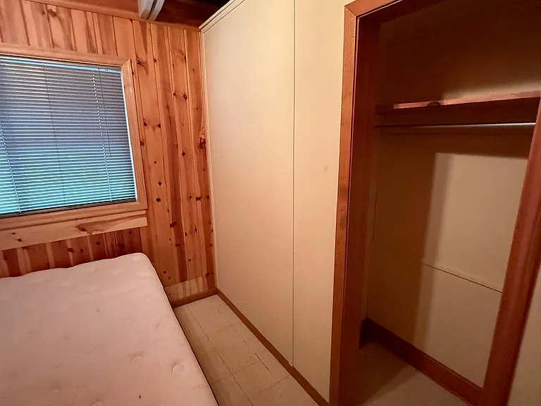 10713 Mitchell Ln — Photo 12