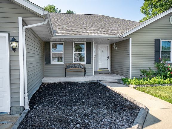 4th image of 10337 E Kingwood Dr