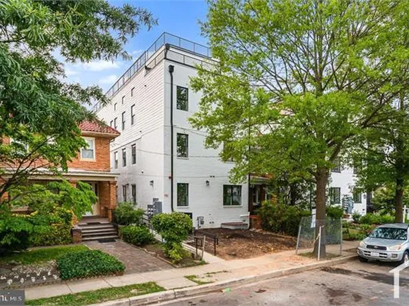 1109 Fern St NW #304, Washington, DC 20012