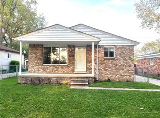 26404 Osmun St, Madison Heights, MI