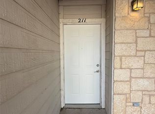 3201C El Salido Pkwy APT 211, Cedar Park, TX 78613
