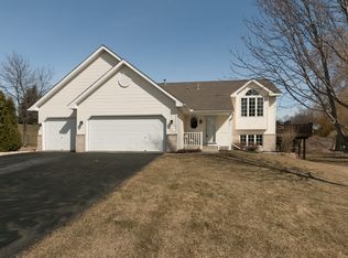 8590 Trista Ln E, Saint Bonifacius, MN 55375