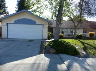 3298 N Barcus Ave, Fresno, CA