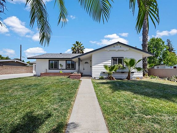 2nd image of 732 E Alisal St