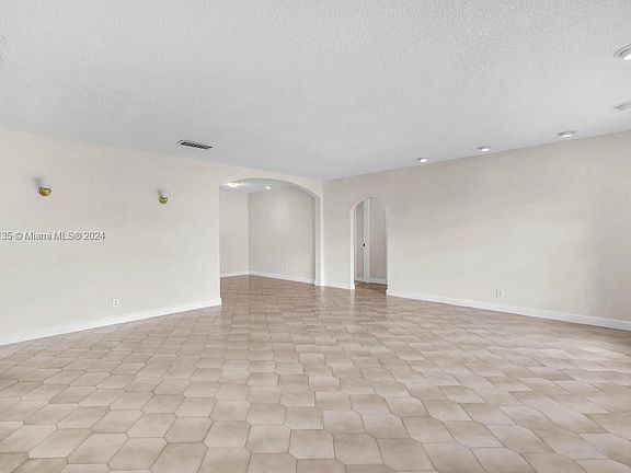 5th image of 1721 NW 48th Pl