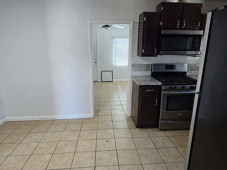 2501 N Sparkman Blvd — Photo 5