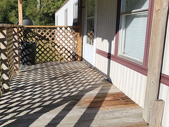 Covered rear porch