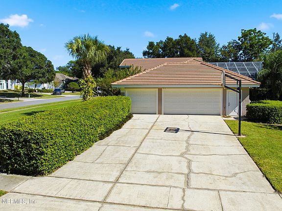 4th image of 5203 HILLVIEW Lane