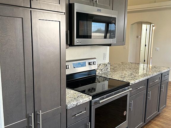 5th image of 651 Delta Dr Unit 102