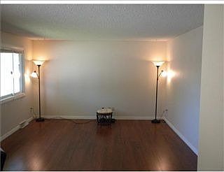 2nd image of 2915 Lynwood Dr