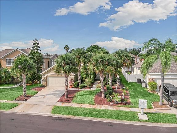 2nd image of 2807 Baywood Ln