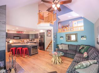 27 Kingswood Rd #A, West Dover, VT 05356