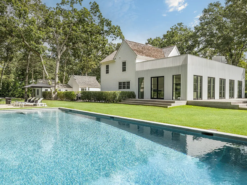 422 Scuttle Hole Rd