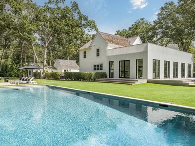 422 Scuttle Hole Rd, Water Mill, NY, 11976