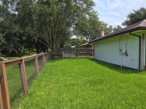 5th image of 3434 Streamside Ln