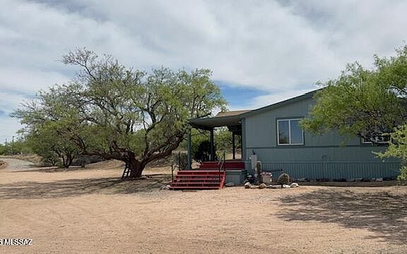 3rd image of 3023 W Clark Rd