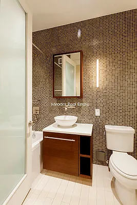 Rented by Mirador Real Estate | media 4