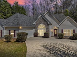 25 Cherokee Hills Dr, Rydal, GA 30171