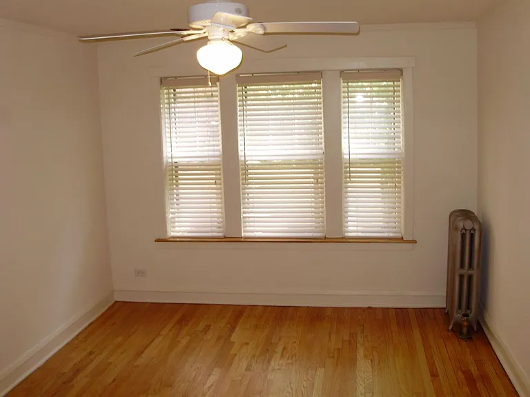 4245 N Hermitage Ave #1B — Photo 5