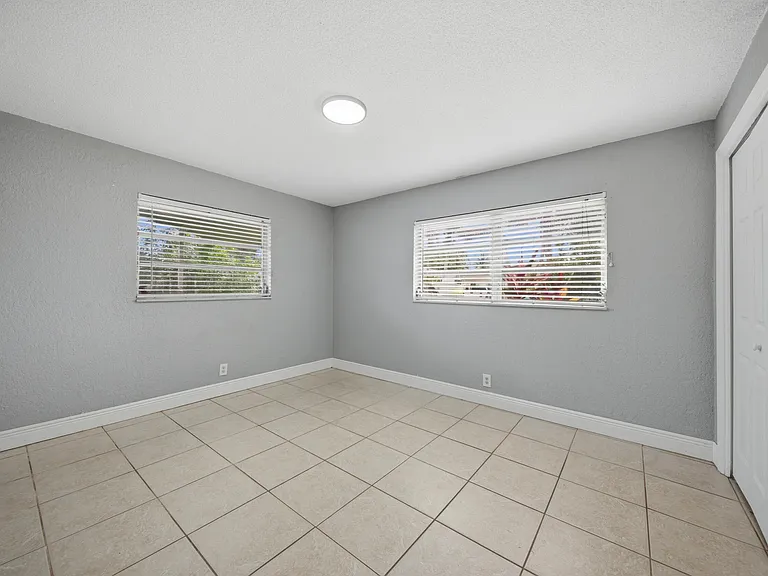 4681 SW 43rd Ter #2 — Photo 12