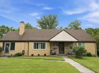 9401 Sherborn Dr, Cincinnati, OH 45231