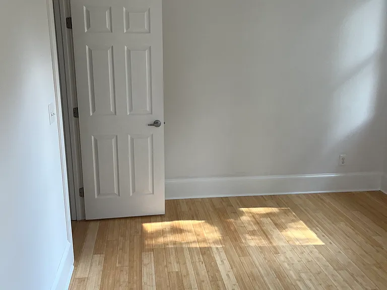 744 Saint Charles Ave NE #B — Photo 11