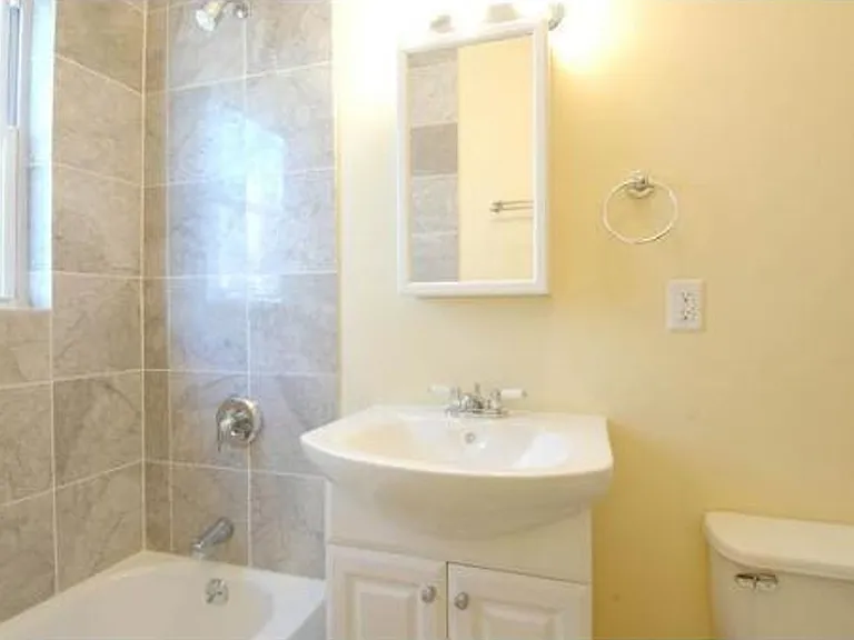 21 Parker Hill Ave #1A — Photo 5