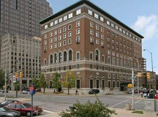 3904 Clinton Ave, Des Moines, IA 50310