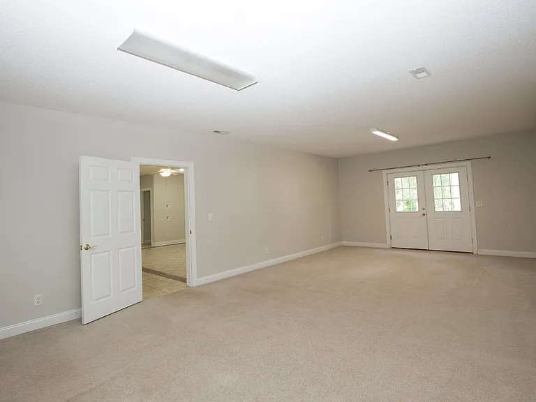 108 Fawnwood Dr — Photo 47
