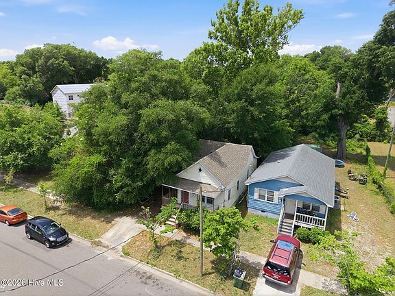 2nd image of 618 S 11th Street