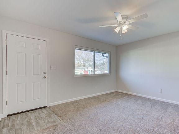 4th image of 4521 Yuma Dr