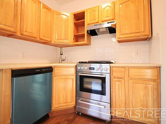 2nd image of 1779 Fulton St #2A