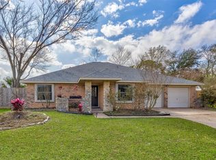4602 Iroquois Dr, Pasadena, TX 77504