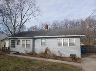 412 W South St, Crown Point, IN 46307