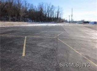 206 N Bluff Rd, Collinsville, IL 62234