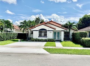 Islas Canarias Homes, Miami, FL 33186